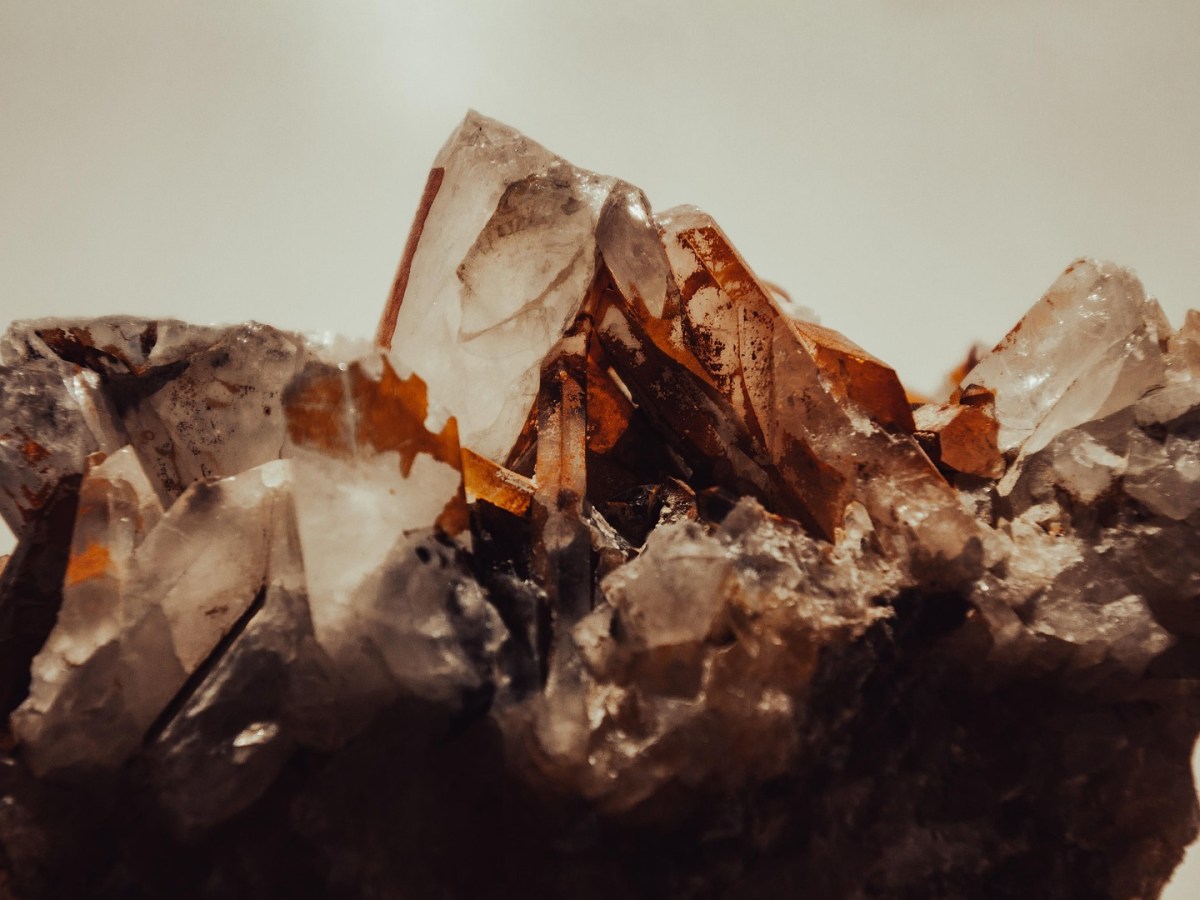 Ghazal for the Sound of ‘Ore’